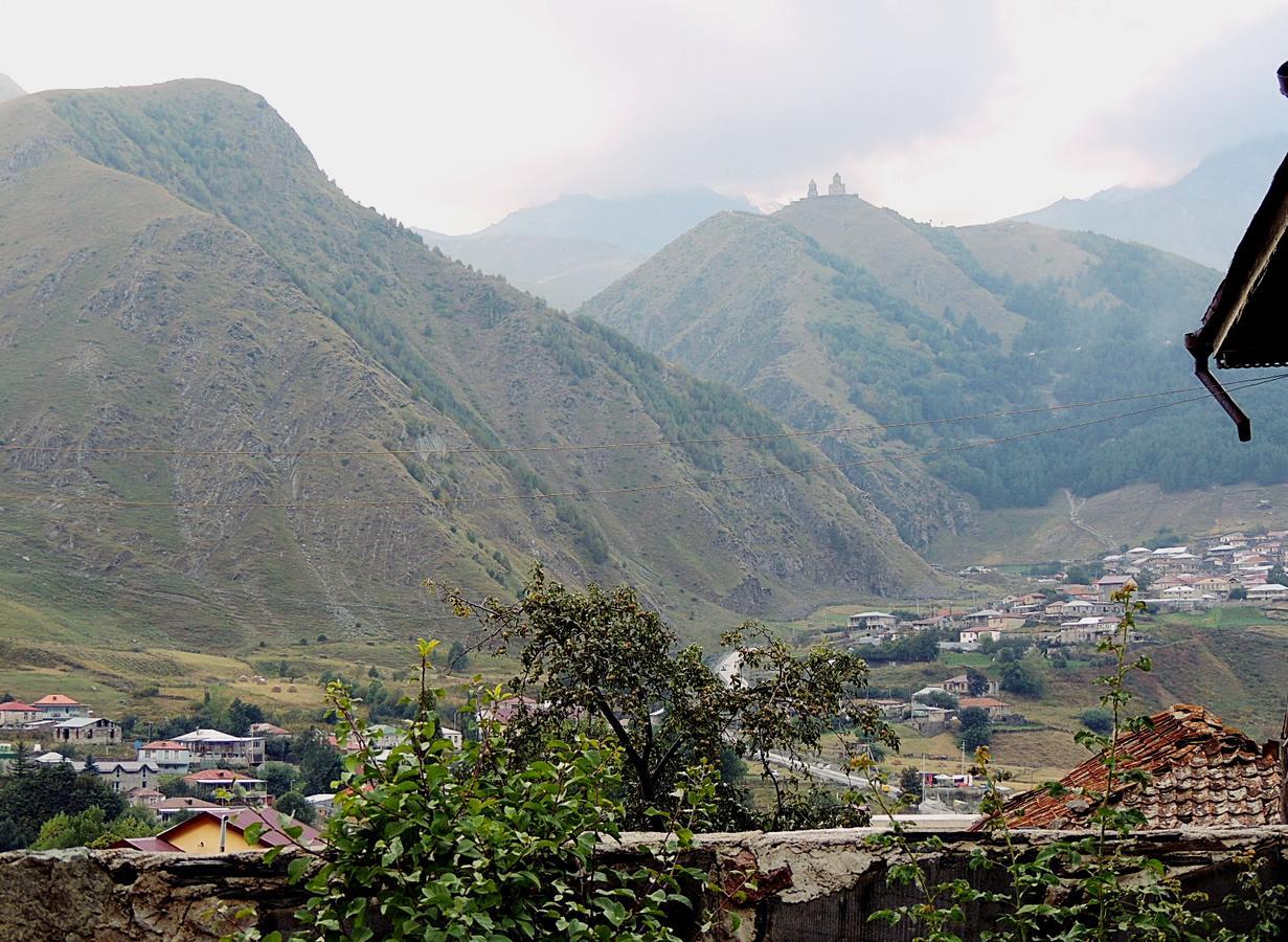 Nino Khetaguri Guest House Kazbegi Eksteriør billede